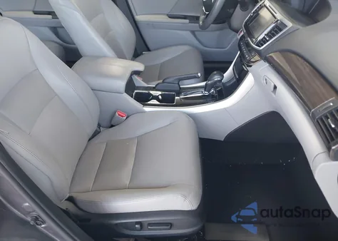 2017 Honda Accord Touring V6 from USA, damaged, VIN 1HGCR3F91HA001742